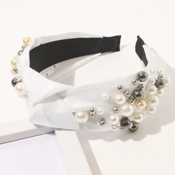 NWOT Etsy White with Vegan Pearls Headband OS main image 7